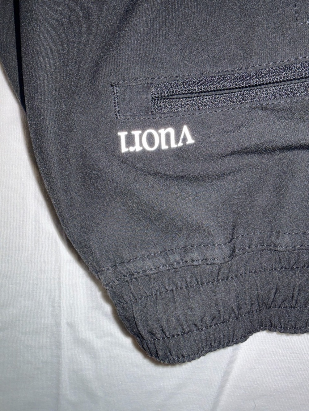 Vuori Black Athletic pants with Inner Brand Tag